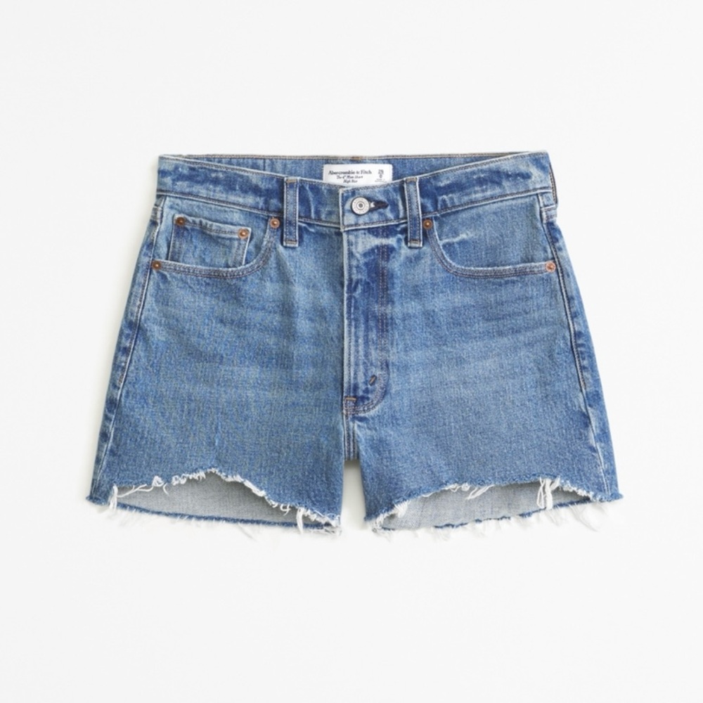 COPY - Abercrombie & Fitch 4in mom short